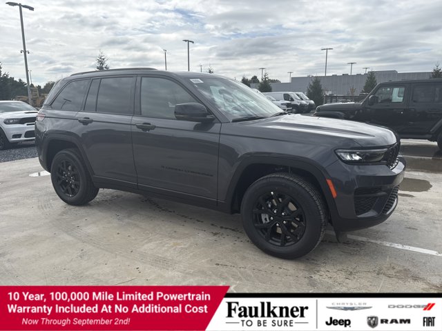 New 2025 Jeep Grand Cherokee Laredo