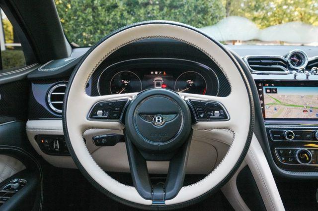 صورة مصغرة 37 لـ 2022 Bentley BENTAYGA V8