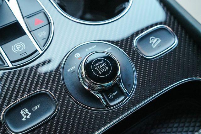 صورة مصغرة 46 لـ 2022 Bentley BENTAYGA V8