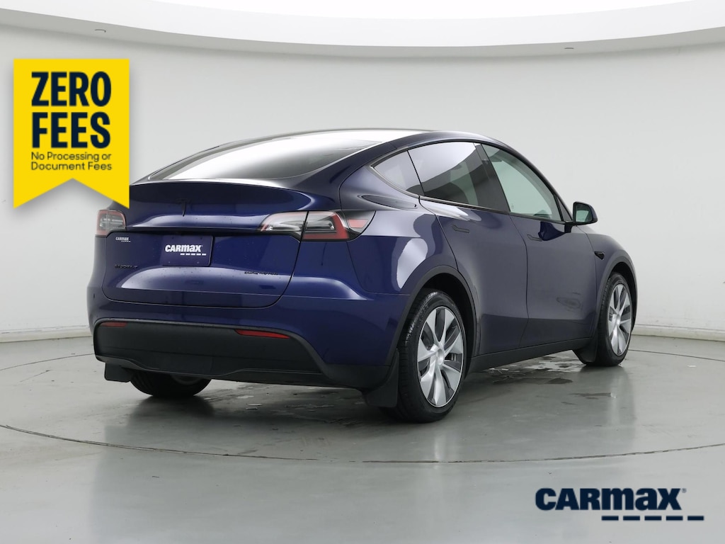 TESLA MODEL Y LONG RANGE - 10