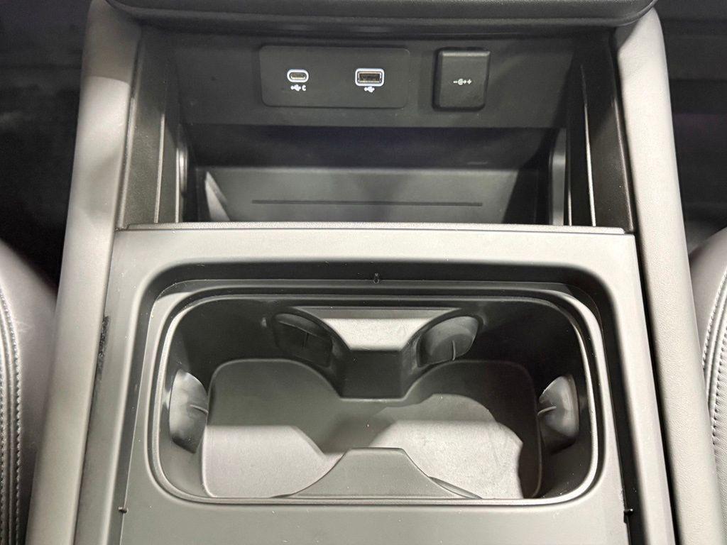2023 LAND Rover DEFENDER 110 V8 缩略图 36