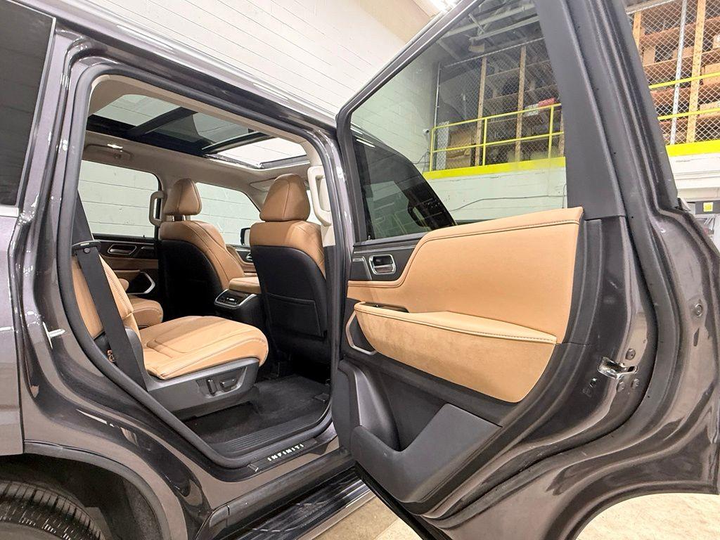 صورة مصغرة 44 لـ 2026 Infiniti QX80 LUXE