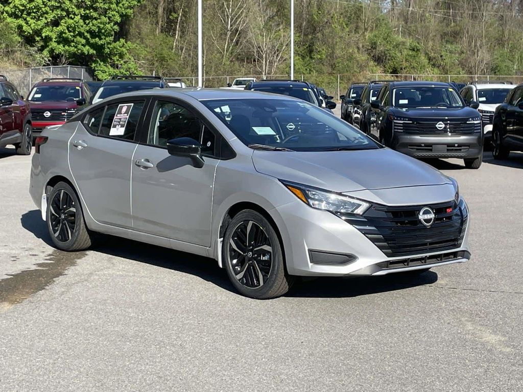 New 2025 Nissan Versa 1.6 S