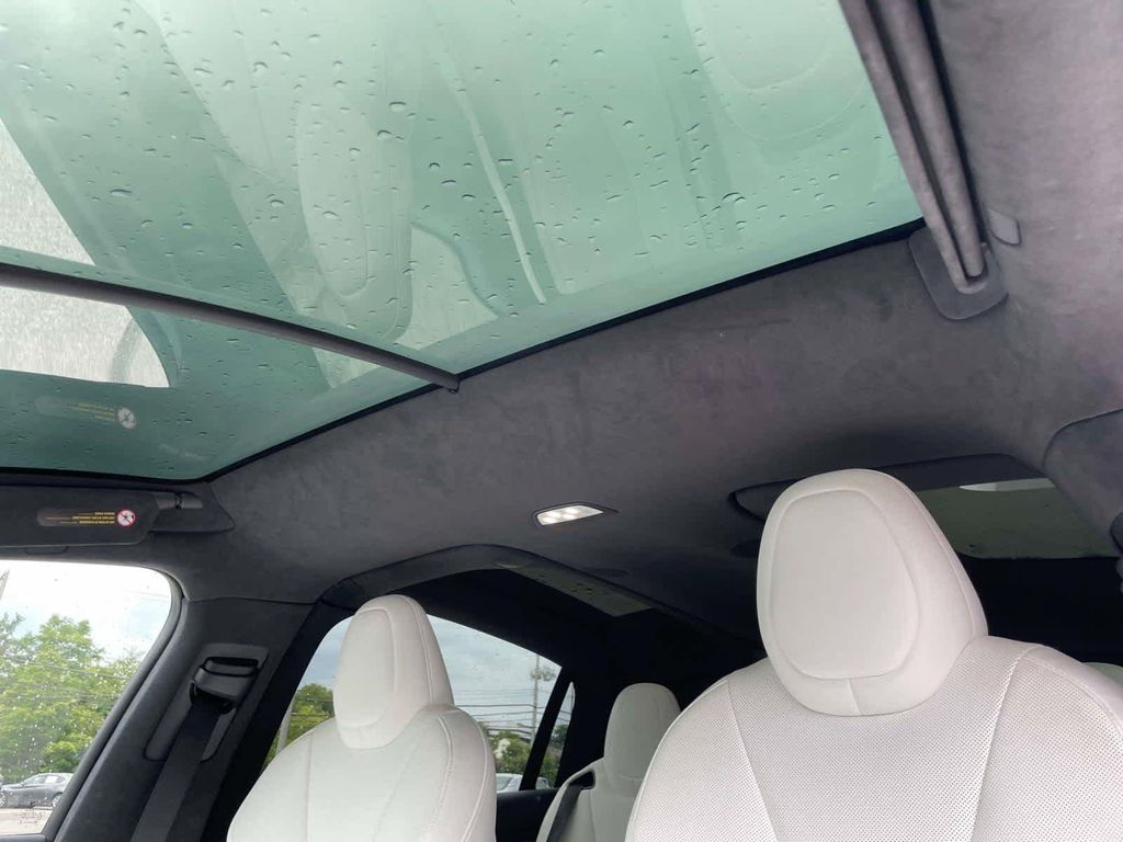 2022 Tesla MODEL X DUAL MOTOR ALL-WHEEL DRIVE — фото 9