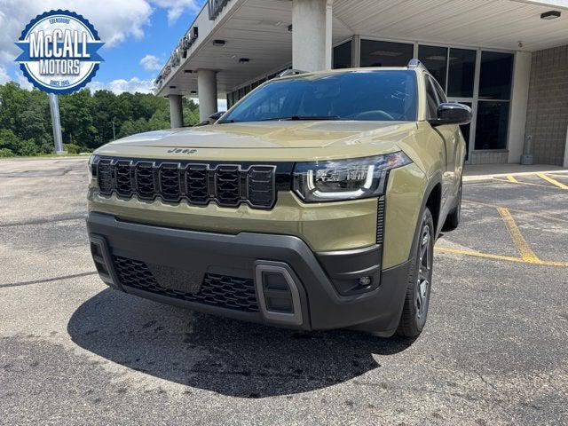New 2026 Jeep Cherokee Laredo 4x4