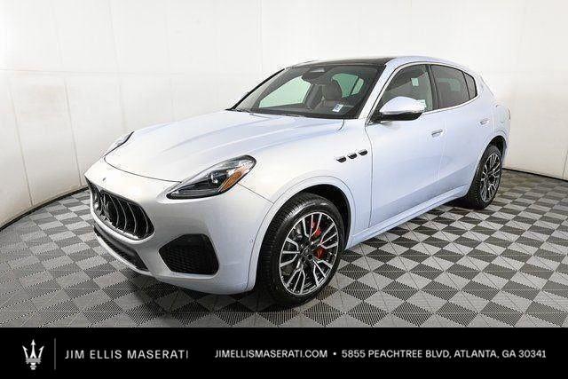 New 2025 Maserati Grecale Base