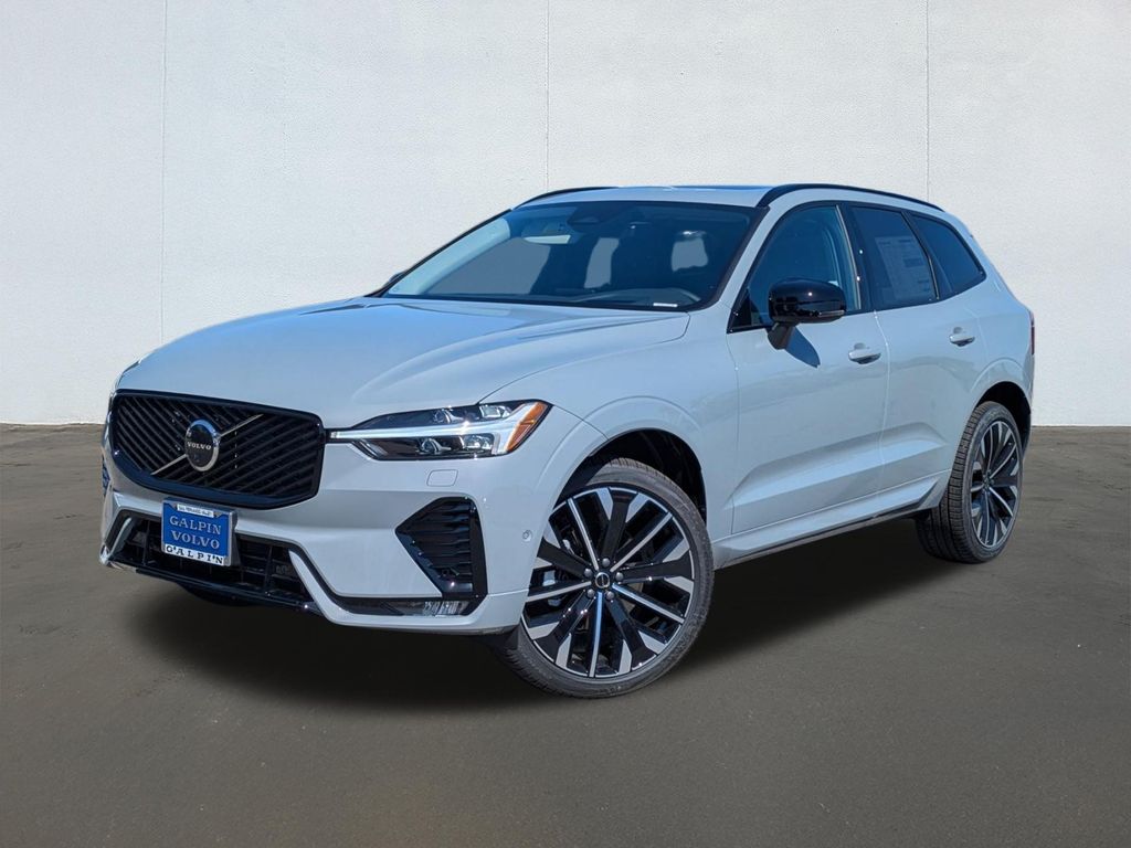 New 2026 Volvo XC60 B5 Ultra Dark