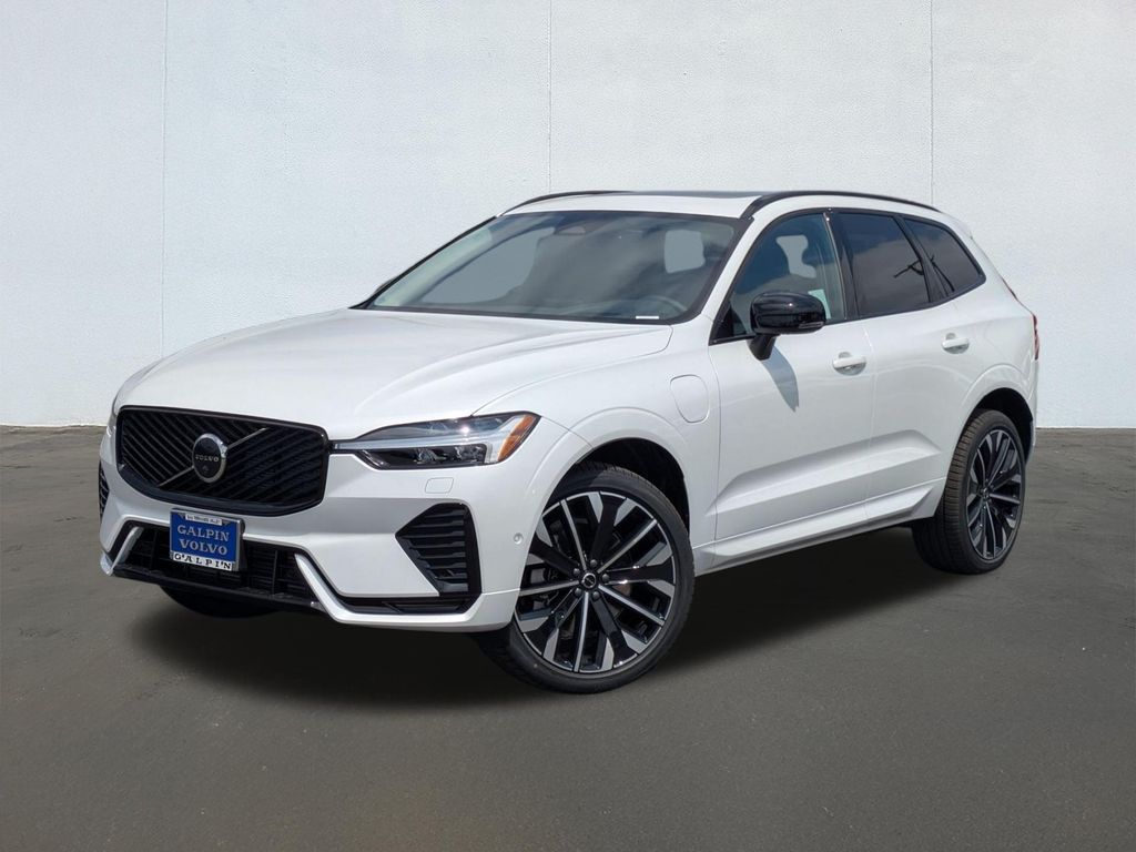 New 2026 Volvo XC60 Plug-In Hybrid Ultra, T8 AWD Electric/Gasoline, Dark