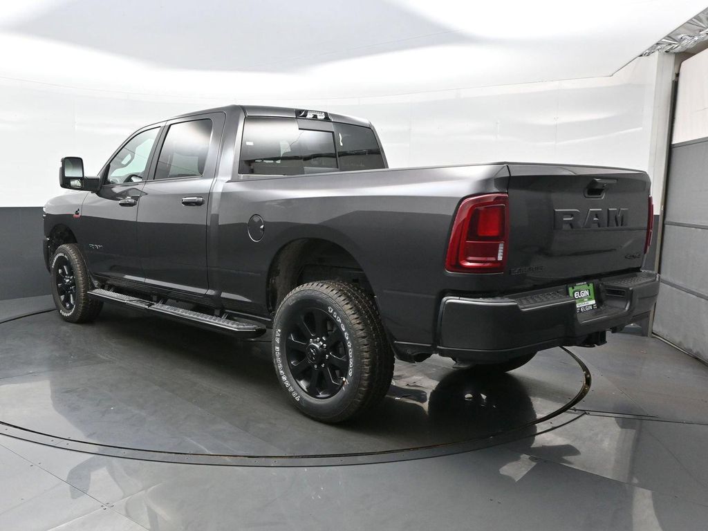 2026 RAM 2500 LARAMIE CREW CAB 4X4 6'4' BOX — фото 5
