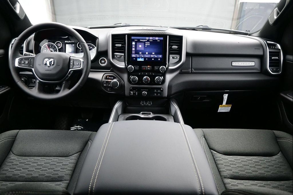 صورة مصغرة 12 لـ 2027 RAM 1500 BIG HORN/LONE STAR