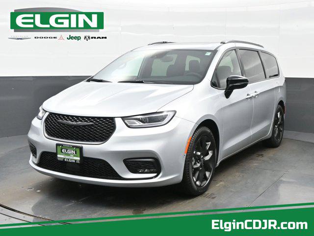 New 2026 Chrysler Pacifica Limited