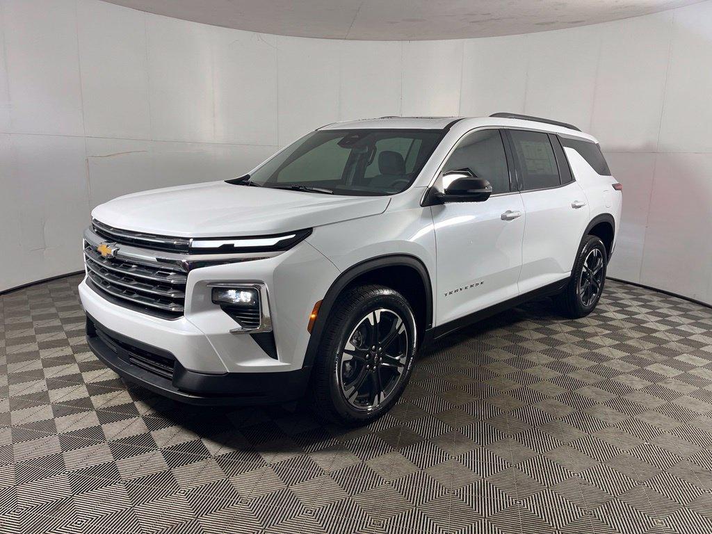 New 2027 Chevrolet Traverse LT