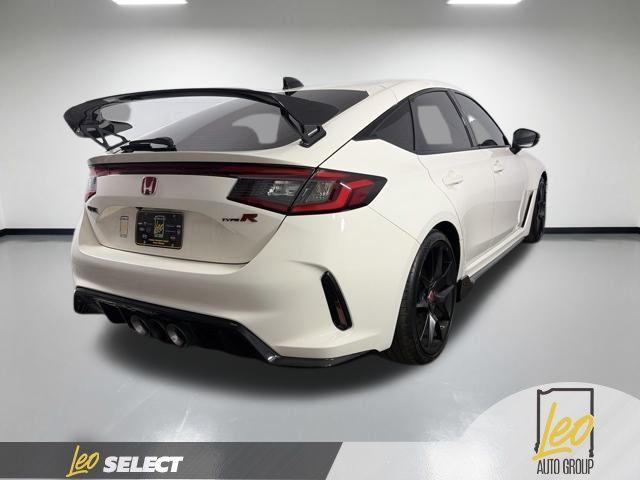 صورة 6 لـ 2025 Honda CIVIC TYPE R BASE