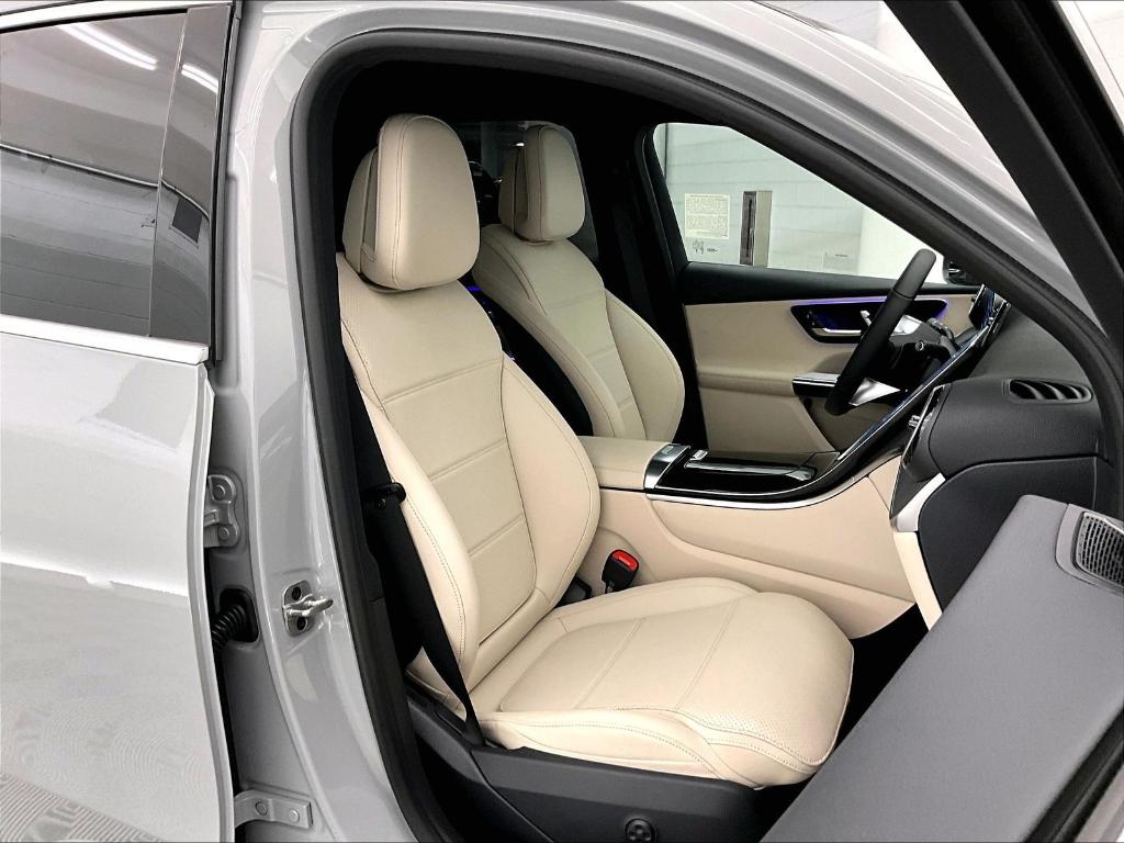 صورة 5 لـ 2026 Mercedes-BENZ GLC