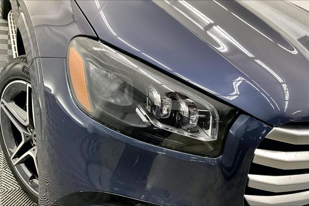 MERCEDES-BENZ GLS - 10