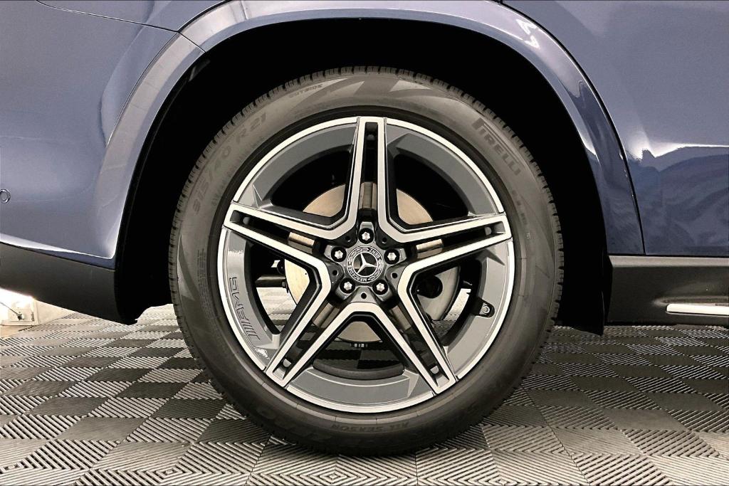 MERCEDES-BENZ GLS - 9