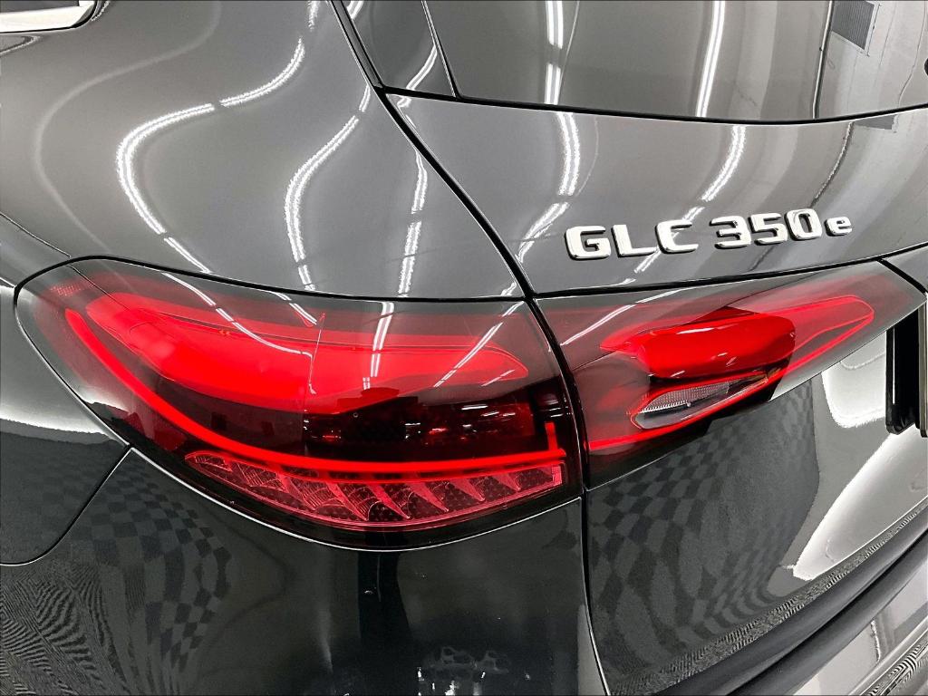 2025 Mercedes-BENZ GLC 缩略图 27