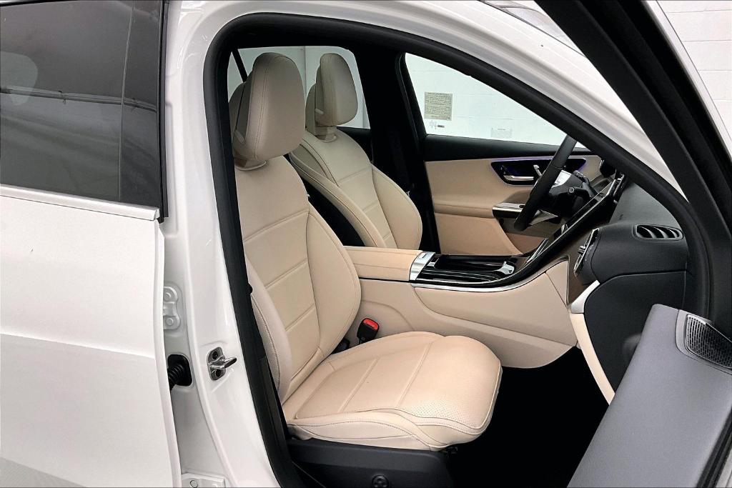 MERCEDES-BENZ GLC - 5