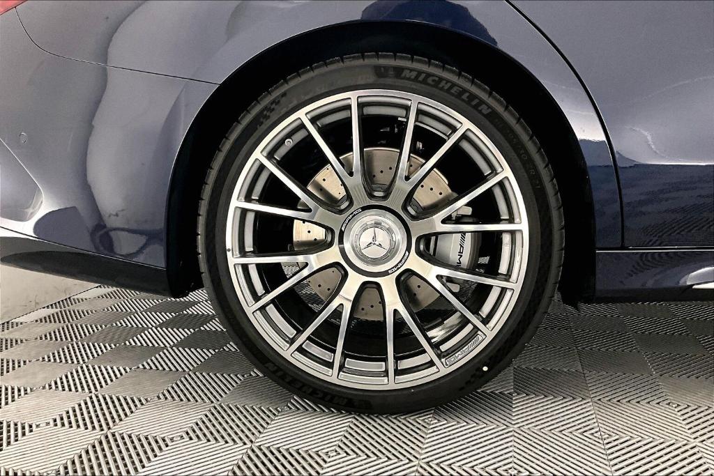 MERCEDES-BENZ E-CLASS - 10