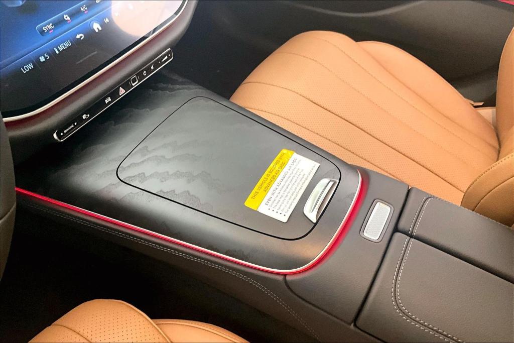 MERCEDES-BENZ E-CLASS - 8