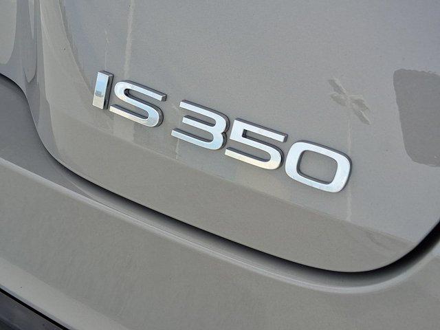 صورة مصغرة 25 لـ 2026 Lexus IS 350 F SPORT