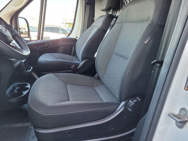 صورة مصغرة 16 لـ 2025 RAM PROMASTER 2500 BASE