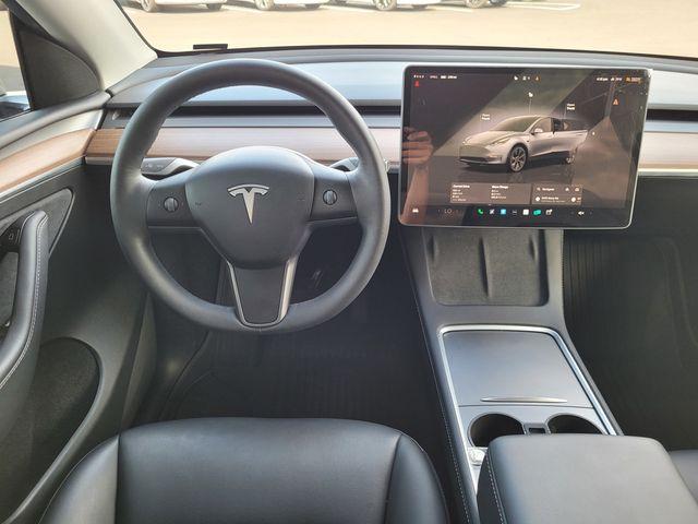 TESLA MODEL Y LONG RANGE - 7