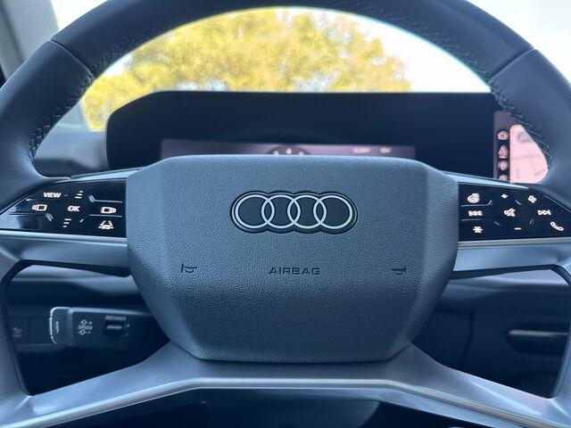 صورة مصغرة 24 لـ 2026 AUDI Q3 S LINE