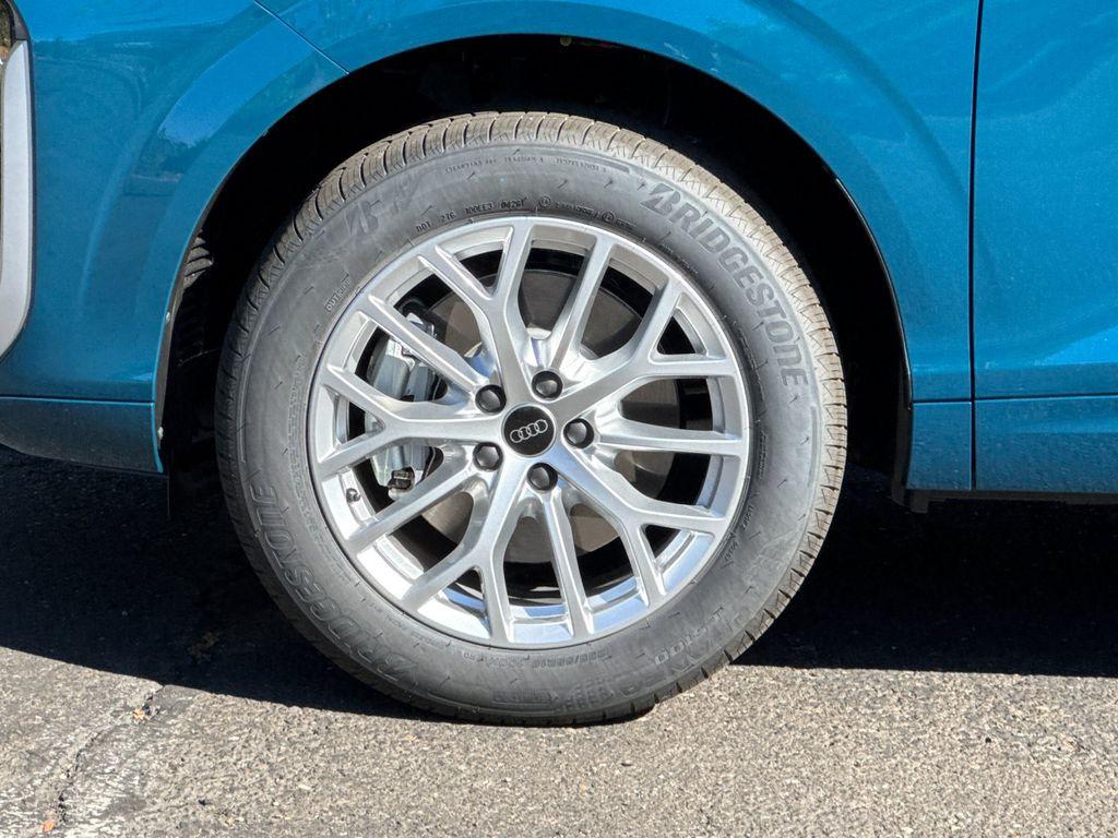 صورة مصغرة 26 لـ 2026 AUDI Q3 S LINE