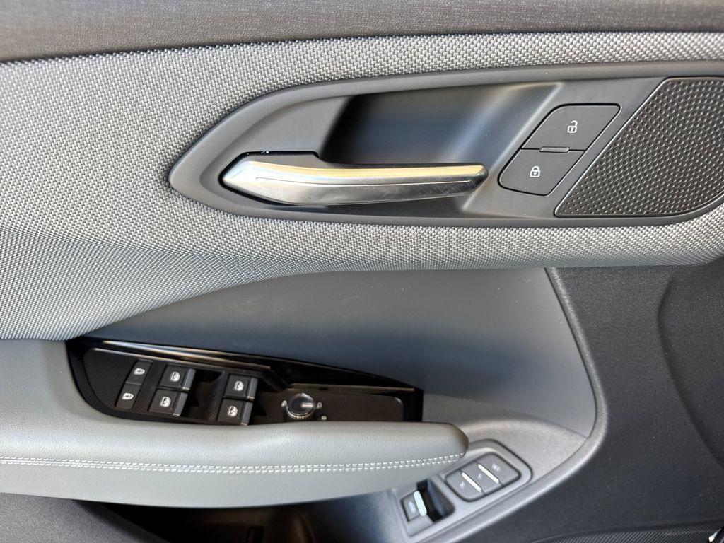 صورة مصغرة 12 لـ 2026 AUDI Q3 S LINE