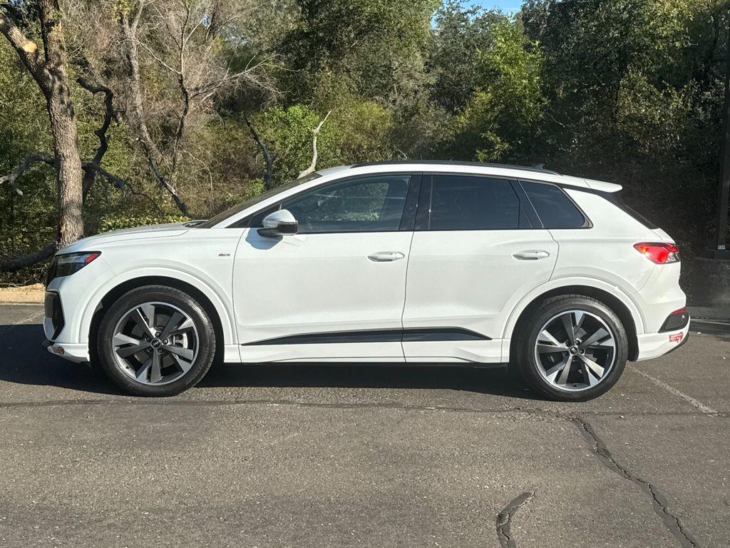 2024 AUDI Q4 E-TRON 55 QUATTRO PREMIUM — фото 8
