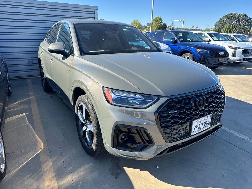 صورة 2 لـ 2024 AUDI Q5 45 S LINE QUATTRO PREMIUM