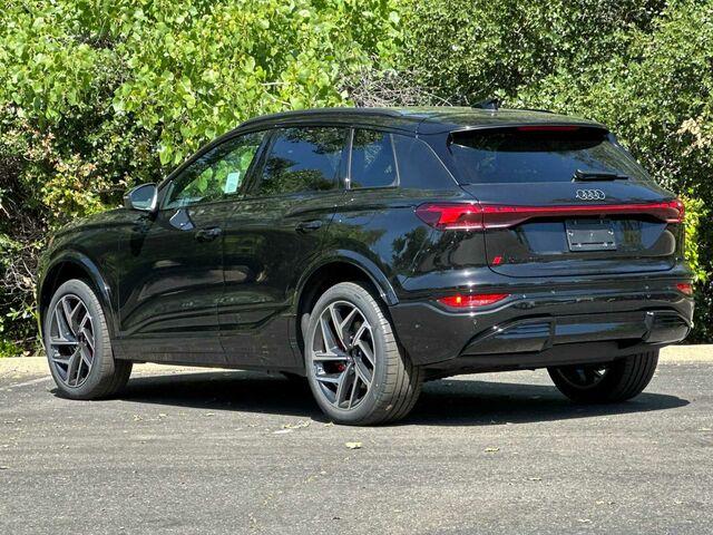 صورة 6 لـ 2027 AUDI SQ6 E-TRON PREMIUM PLUS