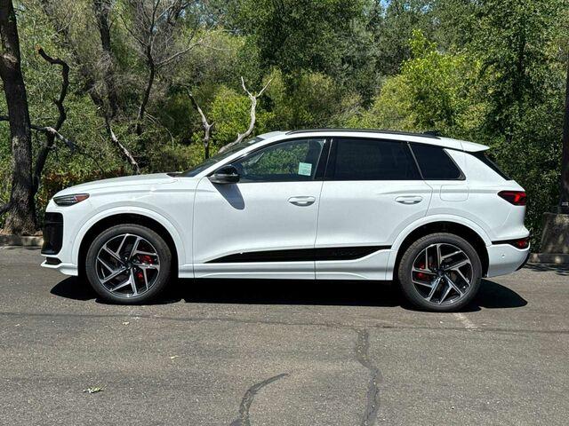 صورة 7 لـ 2027 AUDI SQ6 E-TRON PREMIUM PLUS