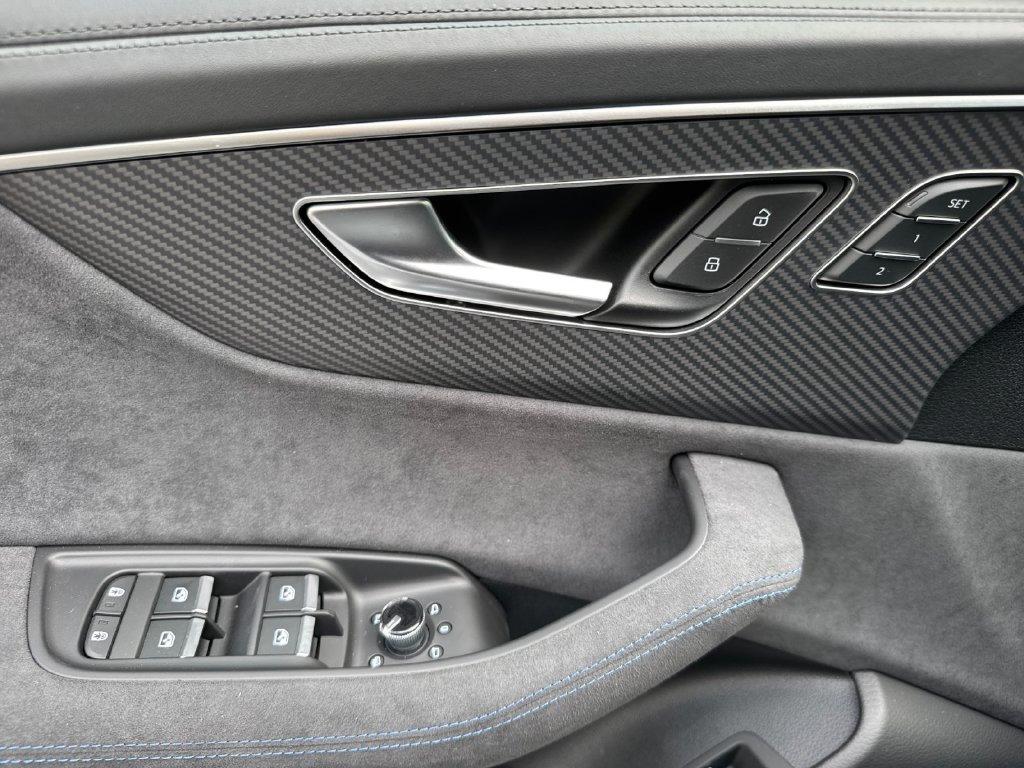 صورة مصغرة 12 لـ 2026 AUDI RS Q8 4.0T QUATTRO