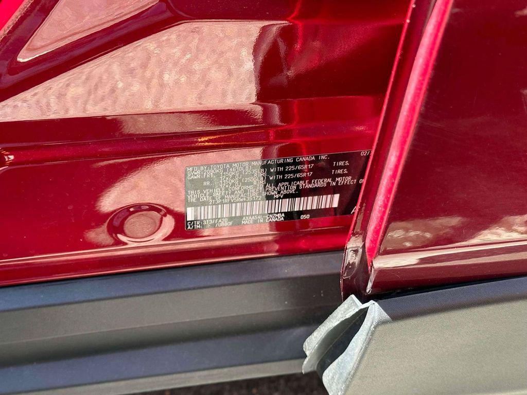 صورة مصغرة 18 لـ 2024 Toyota RAV4 XLE