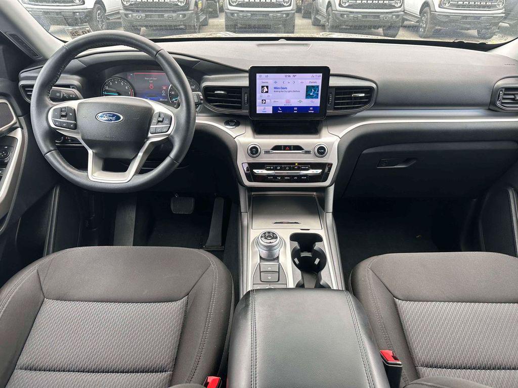 صورة مصغرة 13 لـ 2023 FORD EXPLORER XLT