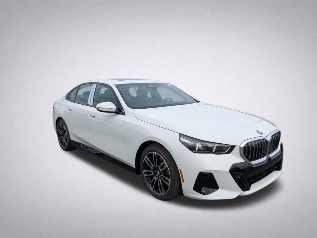 New 2026 BMW 530 i xDrive