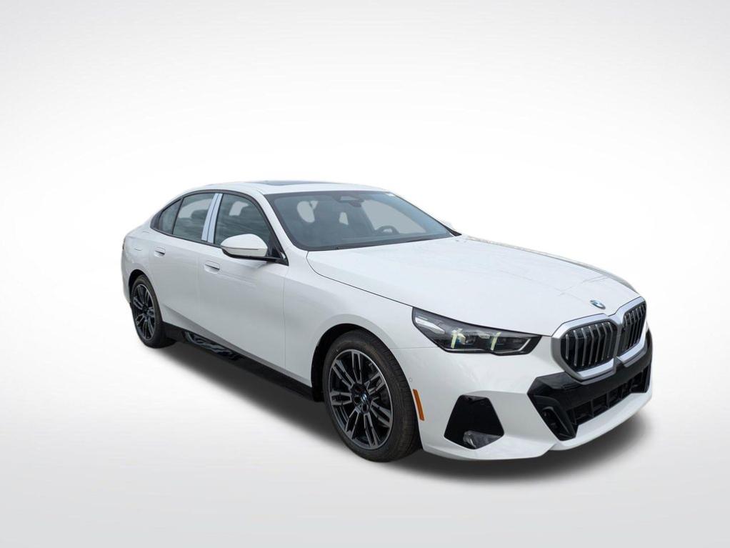 New 2026 BMW 530 i xDrive