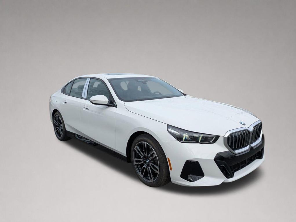 New 2026 BMW 530 i xDrive