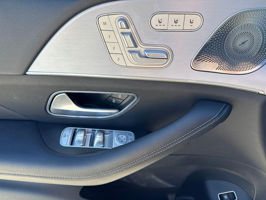 صورة مصغرة 13 لـ 2025 Mercedes-BENZ GLS
