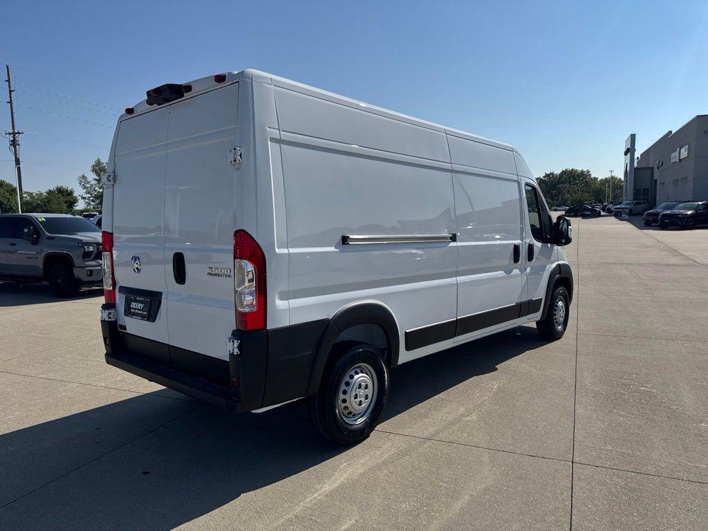 صورة 4 لـ 2026 RAM PROMASTER 2500 TRADESMAN