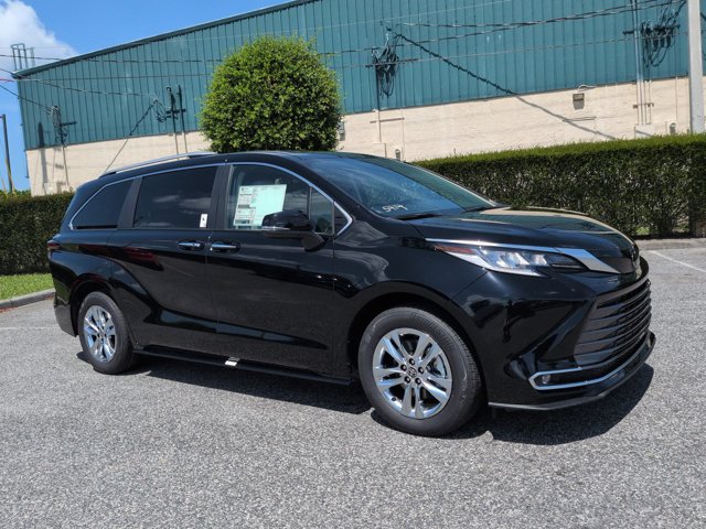 New 2026 Toyota Sienna Limited