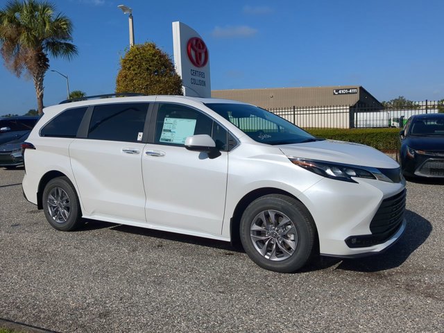 New 2026 Toyota Sienna XLE