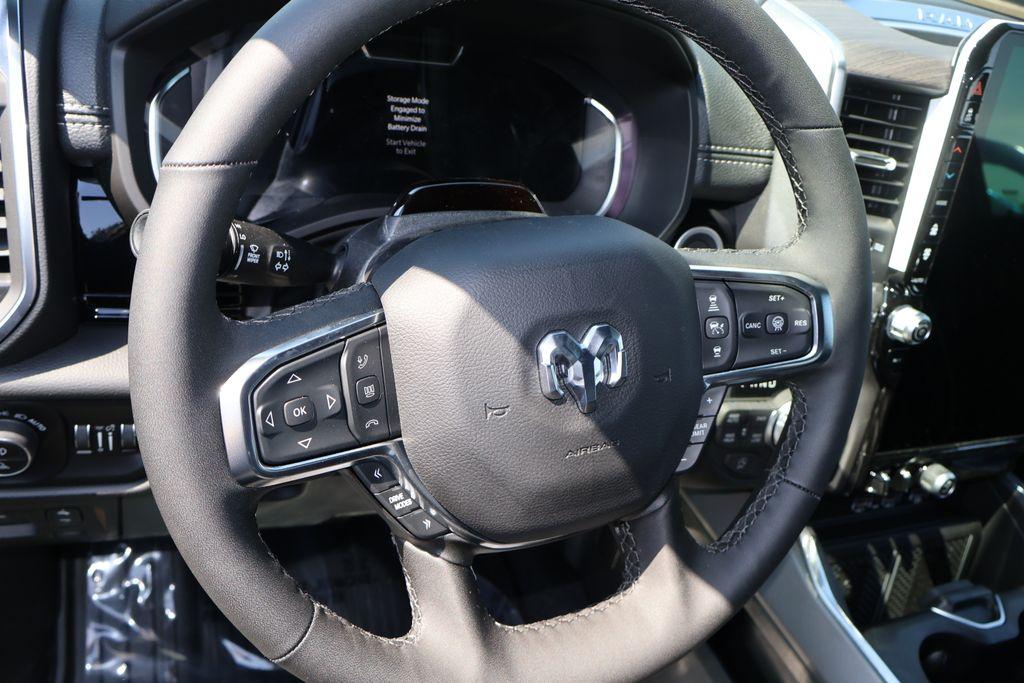 صورة 10 لـ 2026 RAM 1500 LARAMIE
