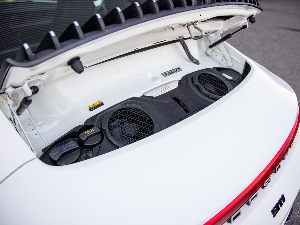 صورة مصغرة 26 لـ 2021 Porsche 911 CARRERA 4