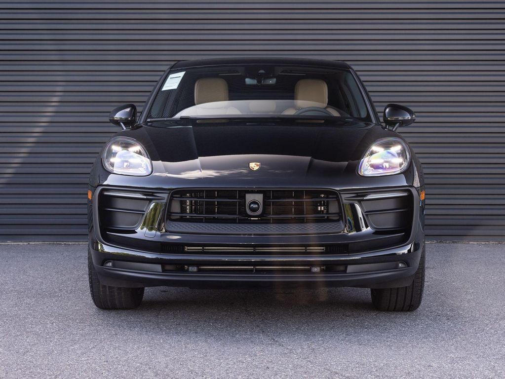 صورة 7 لـ 2026 Porsche MACAN