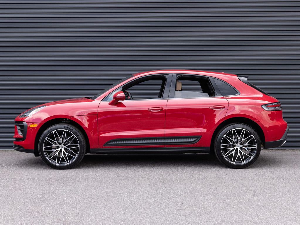 صورة 2 لـ 2026 Porsche MACAN