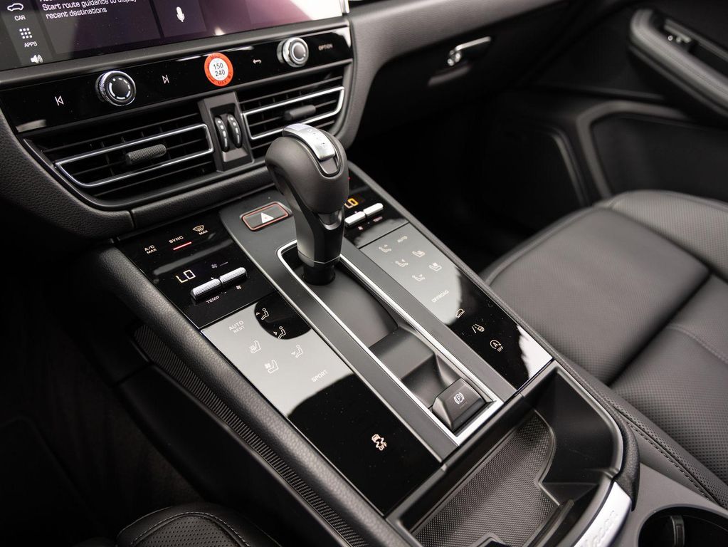 صورة مصغرة 17 لـ 2026 Porsche MACAN
