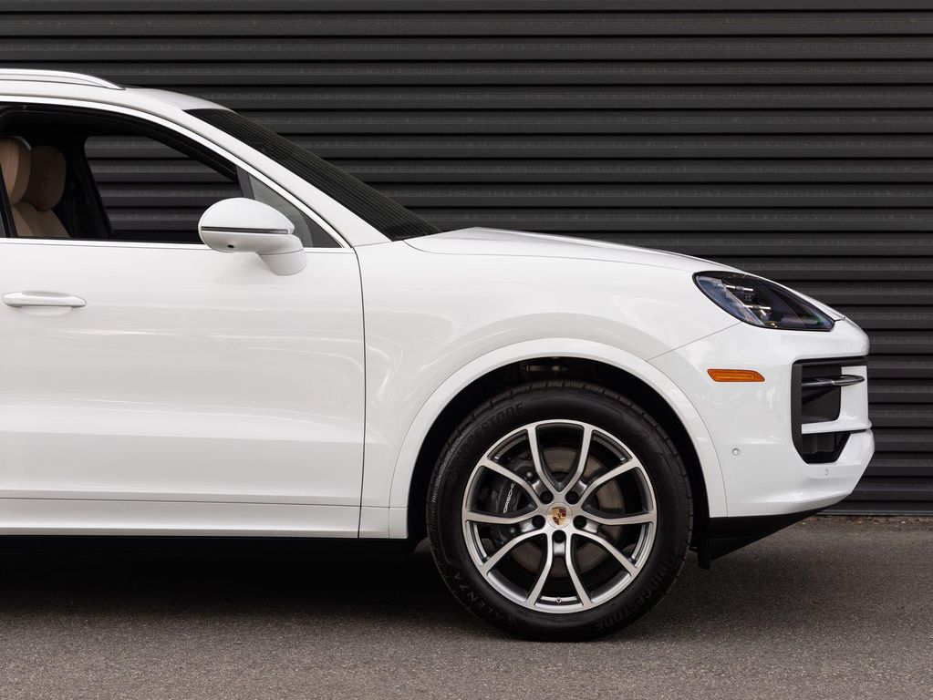PORSCHE CAYENNE - 9